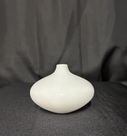 Short Bulb Vase 