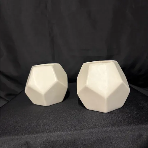 White Geometric Vase (Set of 2)