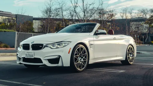 BMW M4 Convertible 2020