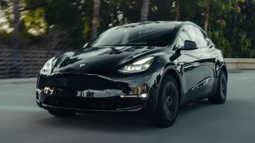 Tesla Model Y Dual Motor 2024