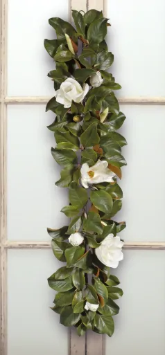 Magnolia Garland