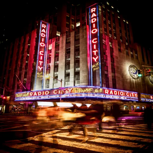 Graphic New York Radio City Music Hall (8' x 8')