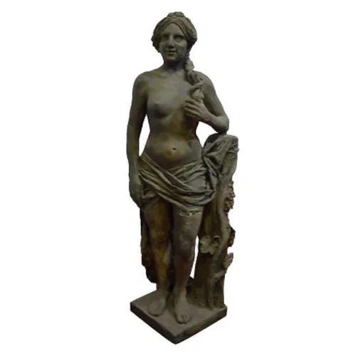 Nansi Statue