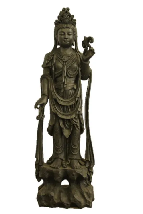 Pelin Statue