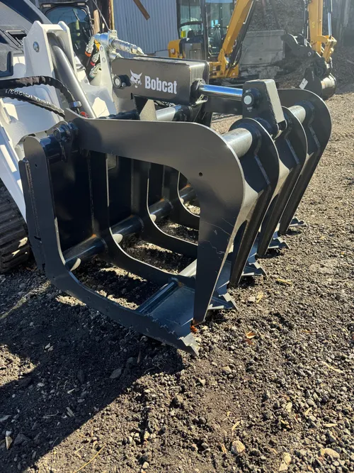 Bobcat MT100/120 Root Grapple