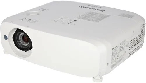 Panasonic PT-VW530 5000 ANSI Lumen Beamer