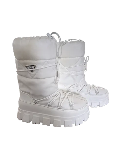 Prada <br> White Snow boots Size 37-39 <br> RRP $2740 