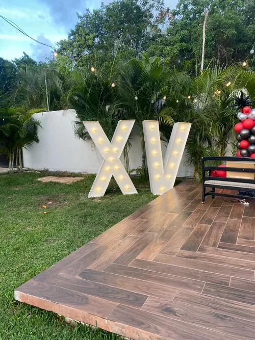 Letras gigantes de color 