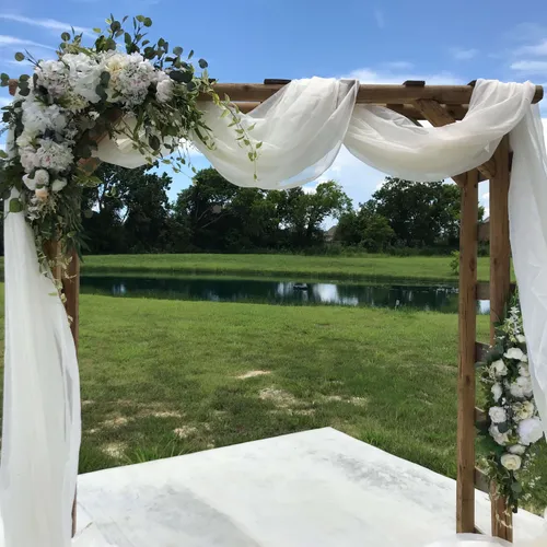 Floral 2-Piece for Rustic Pallet Arbor ....We can add on your accent color!