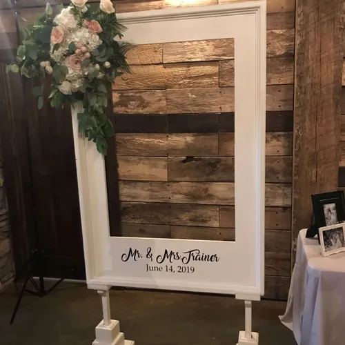 Photo Booth Stand Behind Frame Antique White