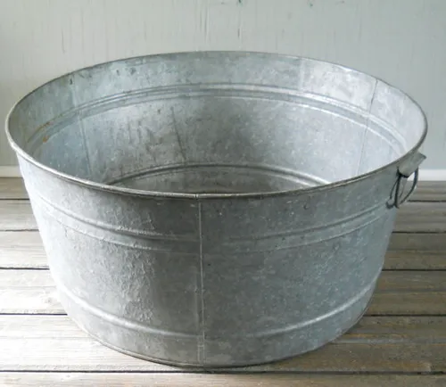 Galvanized Vintage Large Washtub