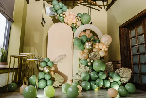 Custom Balloon installations
