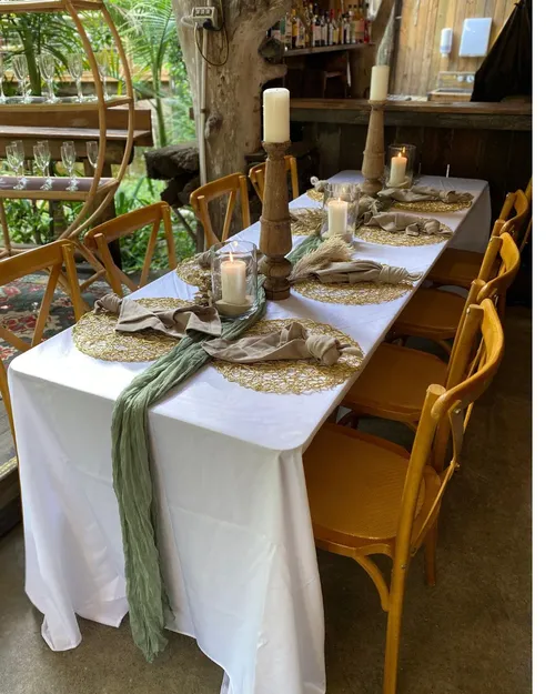 Floor Length Trestle Tablecloth (White or Black)