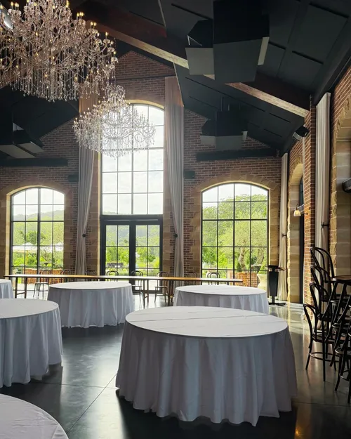 1.8M Round Banquet Table