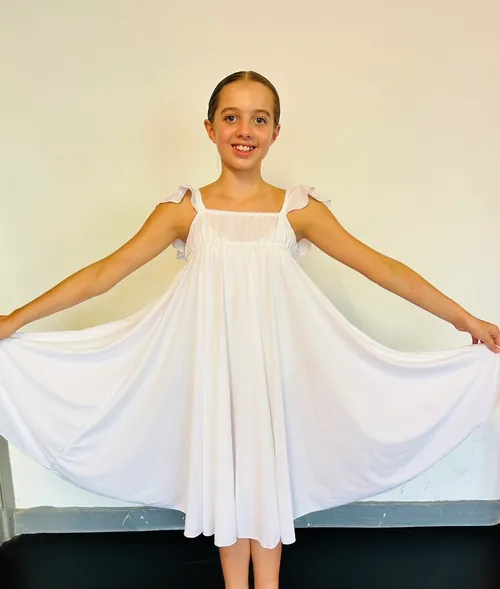 BL049 - WHITE LONG DRESS