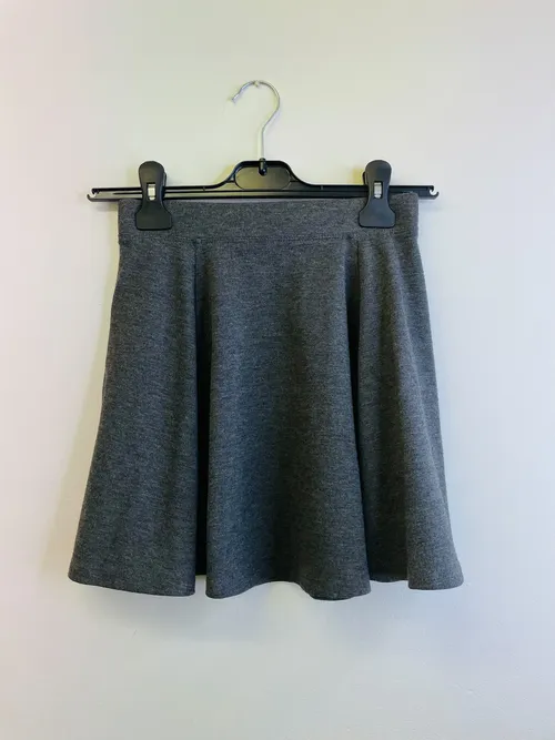 BL108 - GREY SCHOOL SKIRT