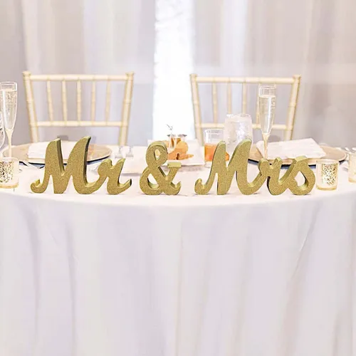 Mr & Mrs table sign