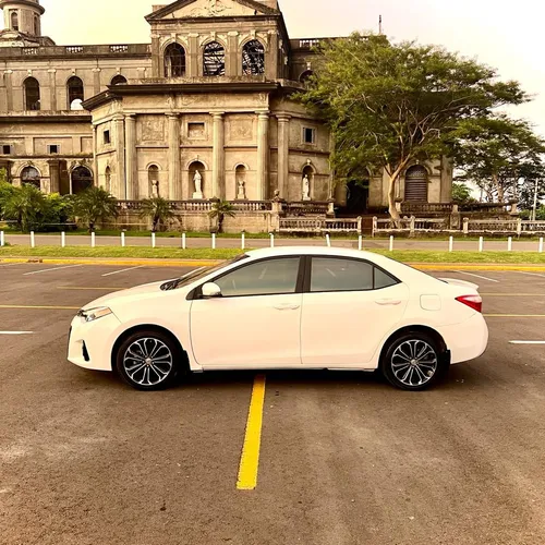 Sedán C 4 | Automático