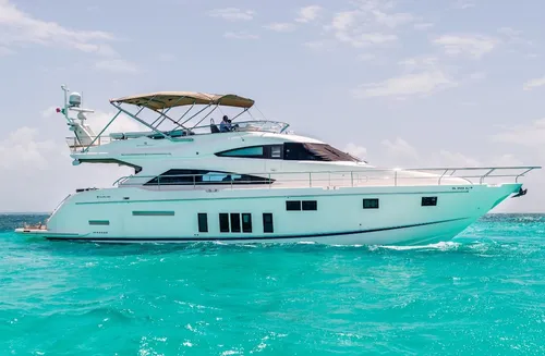 Addicted - Fairline 68 ft