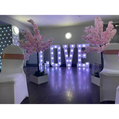 4FT LOVE LETTER HIRE