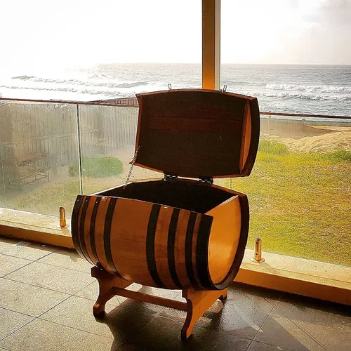 Ice Chest Esky on Stand 180 litre approx - Black Rings