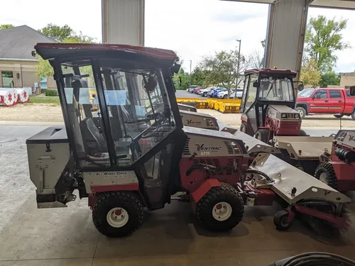 Ventrac 4500Y - 125-300 hours