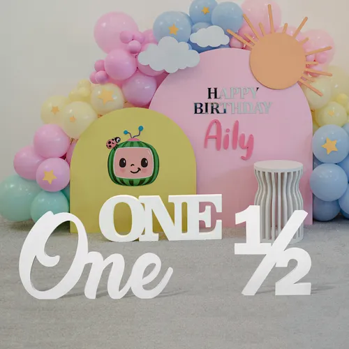 Wooden ONE, Half, One Bold Letter Sign Birthday Prop Number