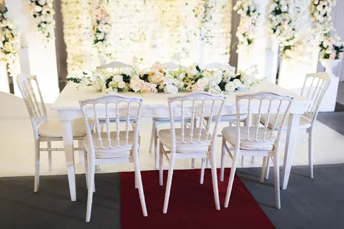 Kaiveni Table Full Setup