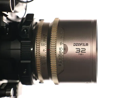 DZOFilm Arcana 32mm Anamorphic Prime Lens (ARRI PL, Titanium)