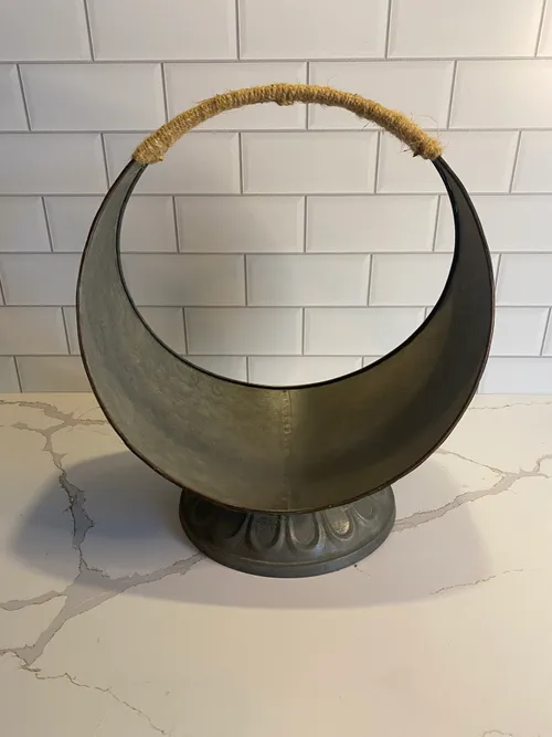 Round Galvanzied Basket Shaped Display