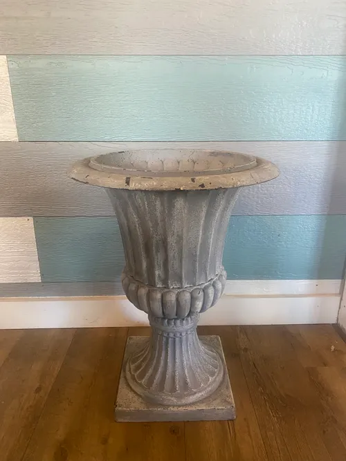 Grey Resin Urn