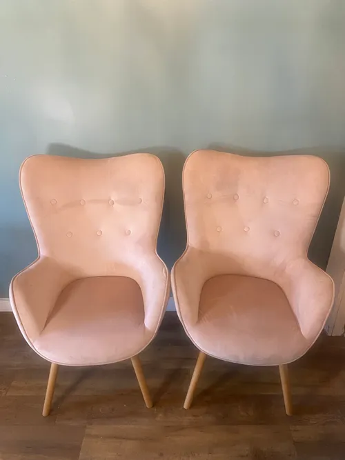 Set of 2 Pink Suede Chairs