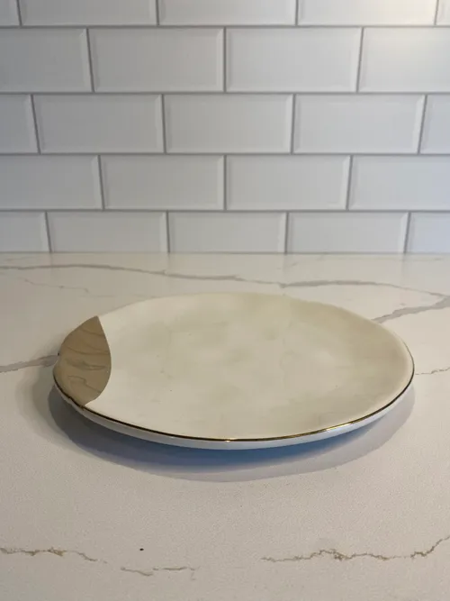 Modern Gold Trimmed Cake Plate