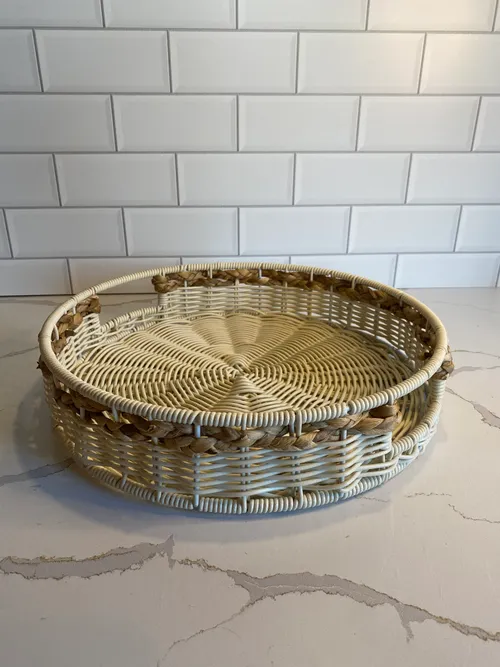 Medium Round Woven Tray