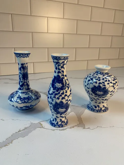 Assorted Small Chinoiserie Vases