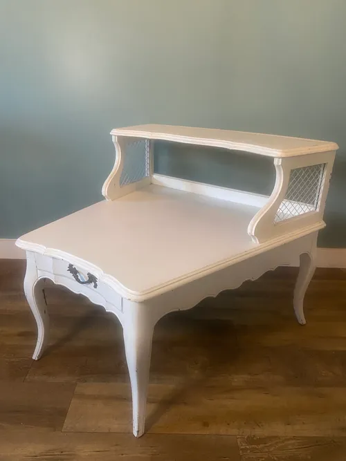 White Vintage 2-tiered Side Table