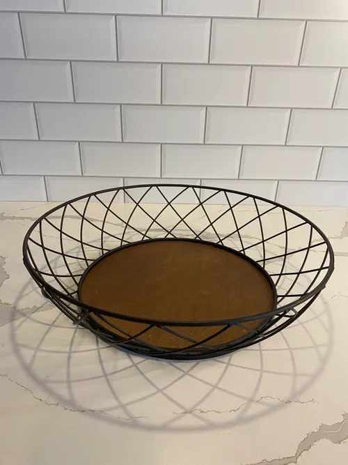 Round Wood with Wire Basket
