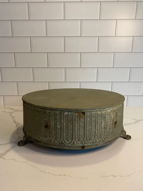 Medium Light Grey Cake Stand