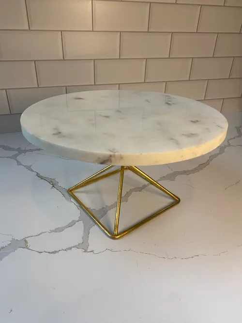 Medim Marble Stand