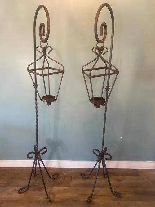 Metal Stand with Hanging Lantern