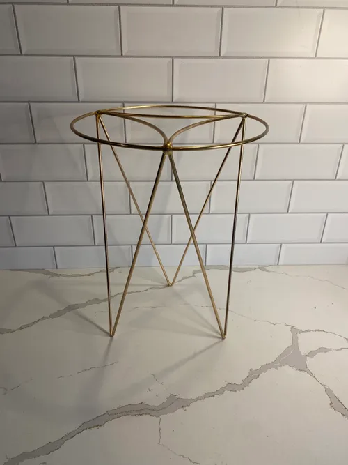 Gold Metal Pedestal Stand