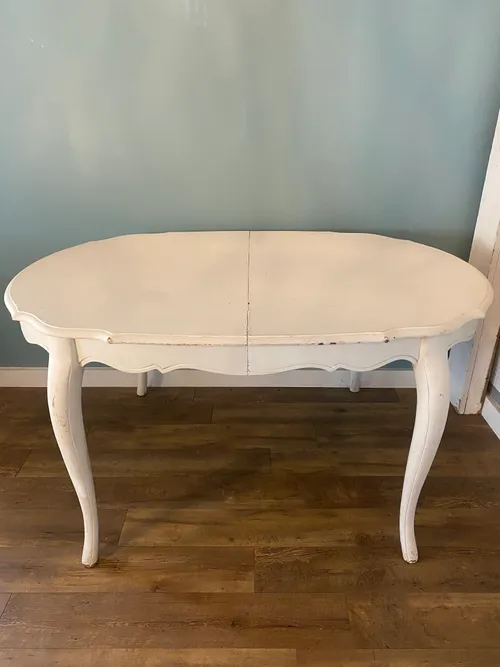 White Queen Anne Table