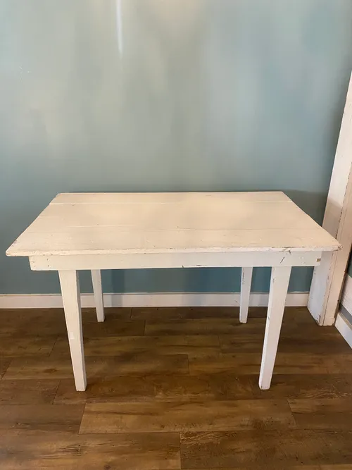 White Wood Plank Table