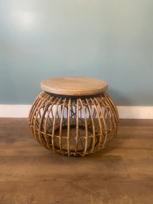 Round Wicker Side Table/Riser