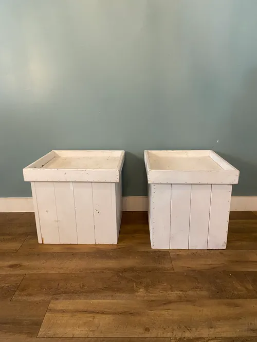 White Wood Box Riser
