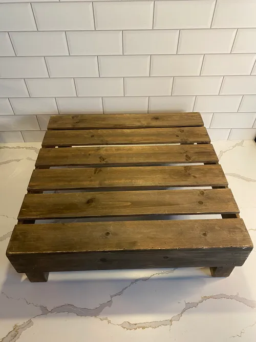 Medium Dark Wood Slatted Riser