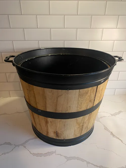 Large Barrel Style Drink Tub