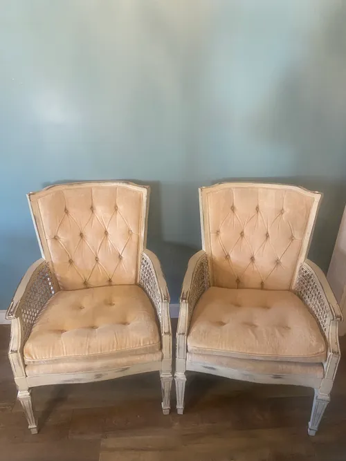 Set of 2 Cream Upholstered Chairs with Caning