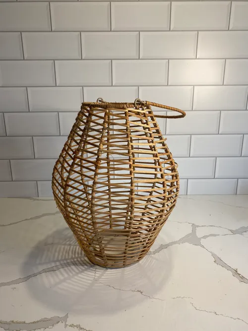 Medium Curved Bamboo Lantern