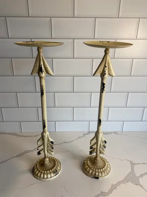 Set of 2 Cream Arrow Candleholders